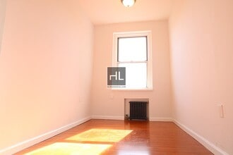 ALBEMARLE ROAD, Unit D6 in Brooklyn, NY - Foto de edificio - Building Photo