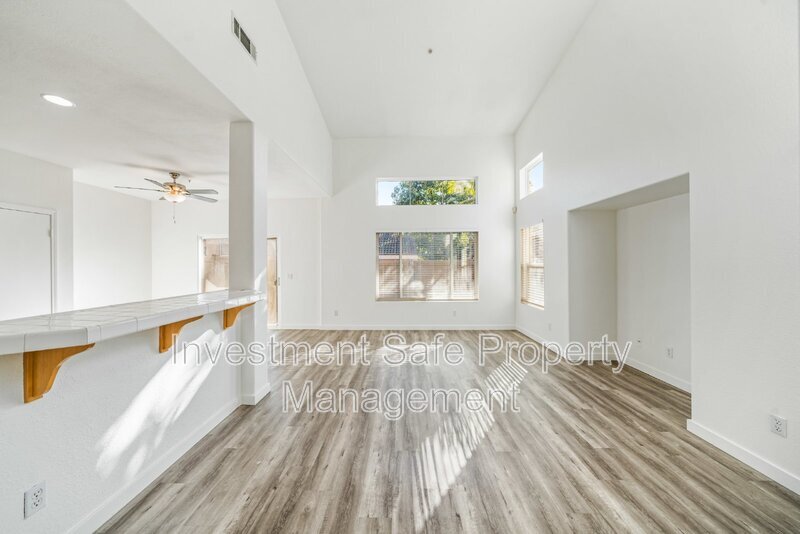 843 Daybreak Pl in Vista, CA - Building Photo