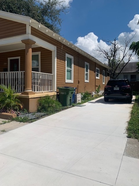 2709 N 17th St in Tampa, FL - Building Photo