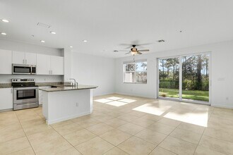 6208 SE Portofino Cir in Hobe Sound, FL - Building Photo - Building Photo