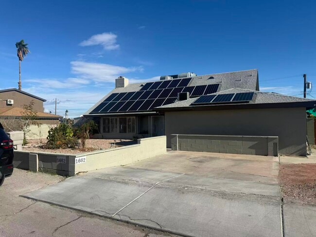 property at 1662 Shadow Mountain Pl