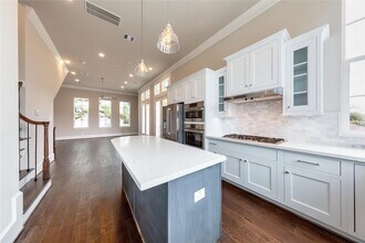 2702 Harvard St in Houston, TX - Building Photo - Building Photo