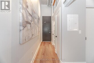 637 Lake Shore Blvd W in Toronto, ON - Building Photo - Building Photo