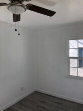 1066 E Hellman St in Long Beach, CA - Building Photo - Building Photo