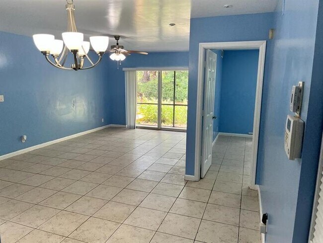 2930 NW 55th Ave in Lauderhill, FL - Building Photo - Building Photo