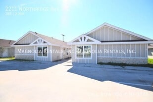 2211 Northridge Ave, Unit C in Harlingen, TX - Building Photo