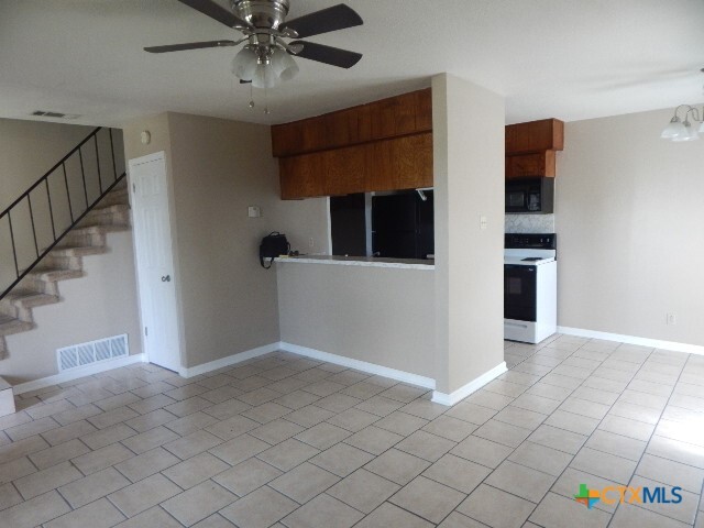 1310 Covey Ln