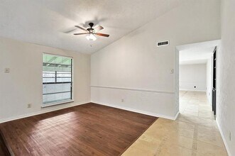 804 Forest Glen Dr in Bedford, TX - Building Photo - Building Photo