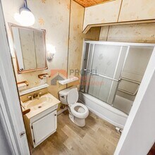 27645 Avondale St in Inkster, MI - Building Photo - Building Photo