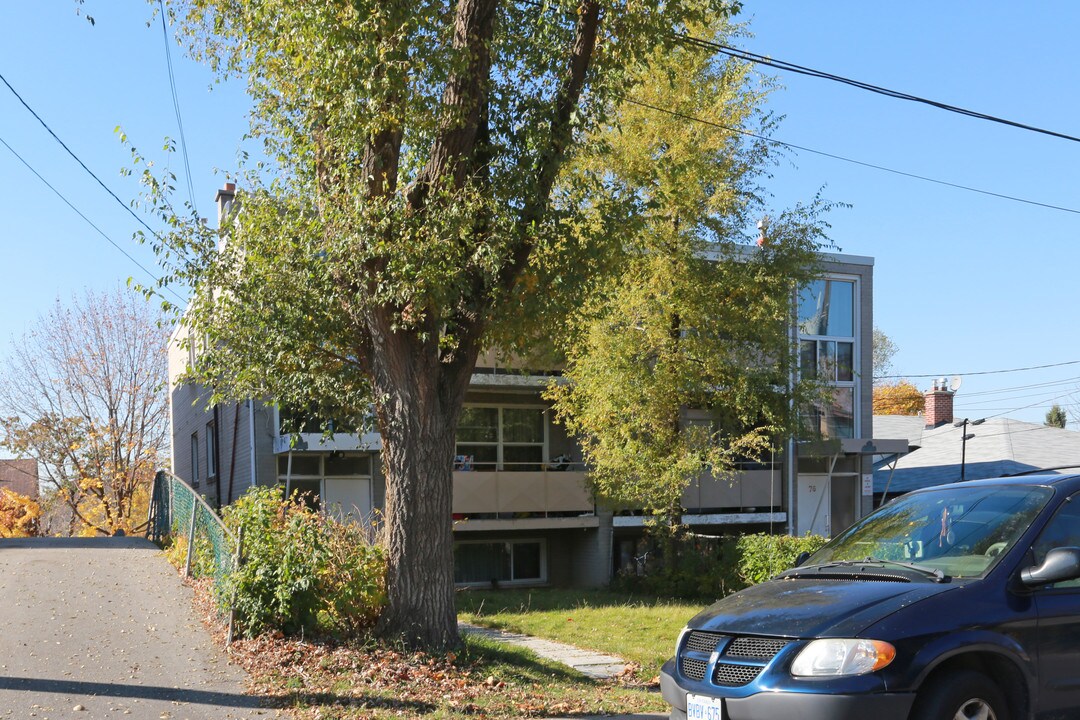 74-76 Garthdale Ct in Toronto, ON - Building Photo