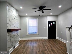 6626 Haddington Ln in Philadelphia, PA - Building Photo - Building Photo