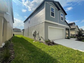 9645 Carabiner Wy in Land O Lakes, FL - Building Photo - Building Photo