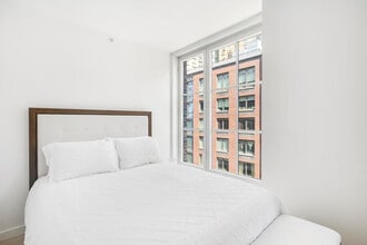 500 W 50th St, Unit ID1461702P in New York, NY - Building Photo - Building Photo