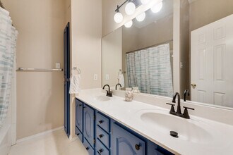 1300 Winnipeg Dr in Lewisville, TX - Building Photo - Building Photo