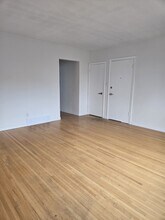 3218 Westgate Ave in Regina, SK - Building Photo - Building Photo