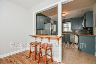 825 Savage Rd in Charleston, SC - Building Photo - Building Photo