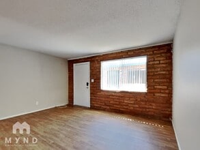 910 S Dorsey Ln in Tempe, AZ - Building Photo - Building Photo
