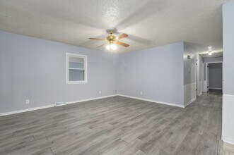 2659 E Pacific St in Springfield, MO - Building Photo - Building Photo