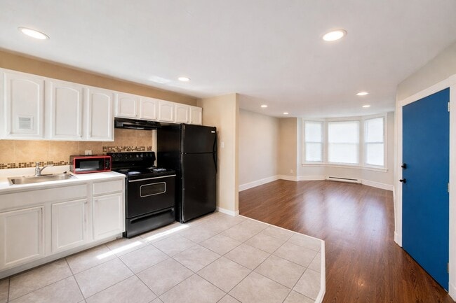 1120 S 52nd St, Unit B