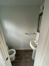 5 Woodlawn Ave in Norwalk, CT - Building Photo - Building Photo