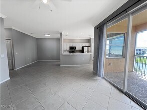 8550 Kingbird Loop in Ft. Myers, FL - Building Photo - Building Photo