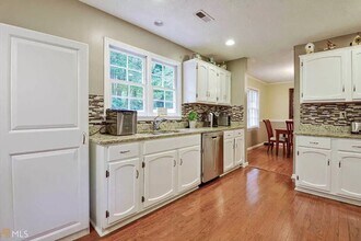 102 Oak Newel in Peachtree City, GA - Building Photo - Building Photo