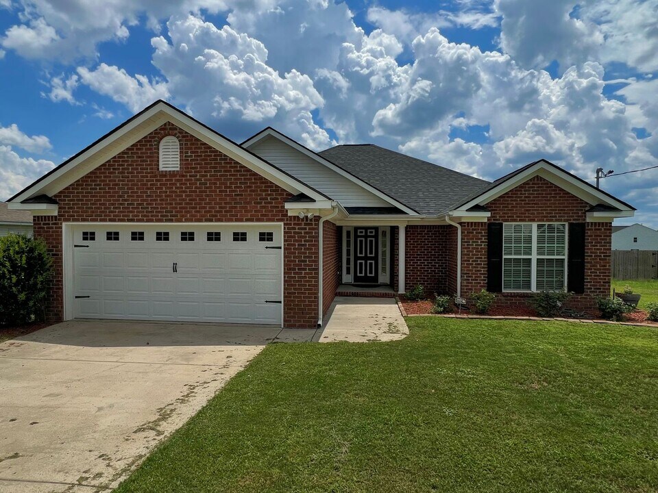 235 Old Berzelia Rd in Grovetown, GA - Building Photo