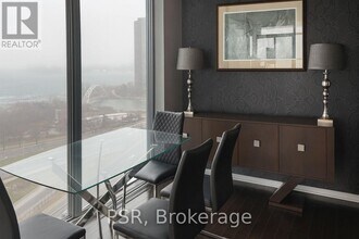 103 The Queensway in Toronto, ON - Building Photo - Building Photo