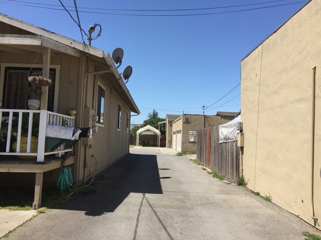 133 Rodriguez St in Watsonville, CA - Building Photo - Building Photo