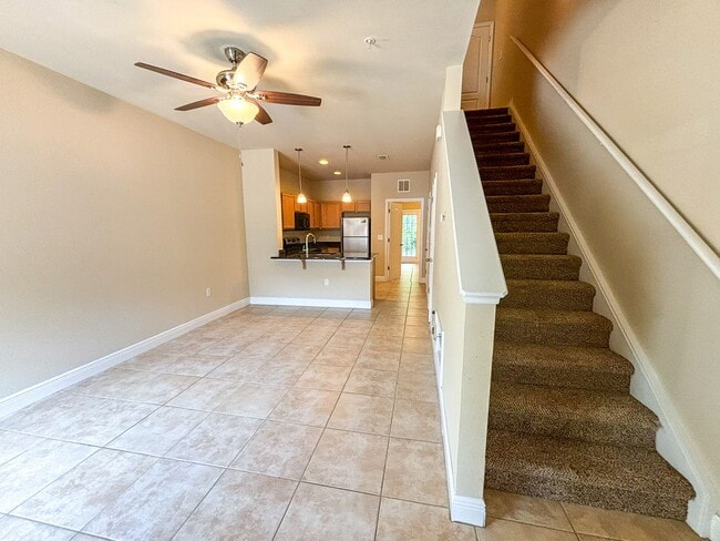 property at 2946 SW 35th Pl