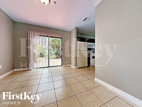 17800 NW 28th Ct in Miami Gardens, FL - Building Photo - Building Photo