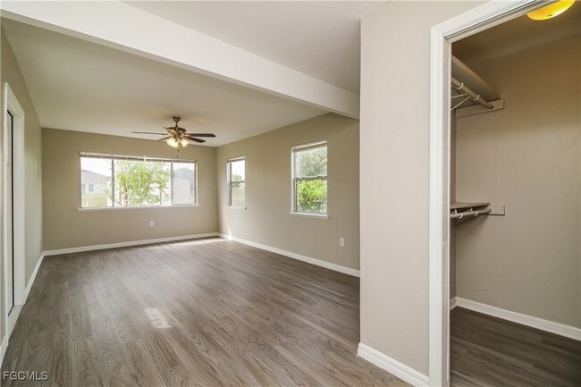 2835 Greendale Rd