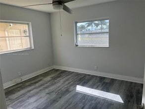 5909 NW 67th Ave in Tamarac, FL - Building Photo - Building Photo