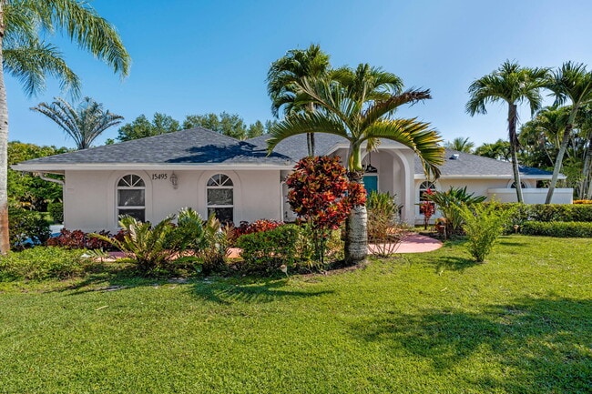 15495 Rolling Meadows Cir in Wellington, FL - Building Photo - Building Photo