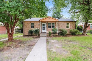 1525 Abbott Rd in Cayce, SC - Building Photo