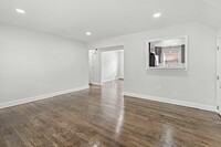 Riverview Manor Apartments in Highland Park, NJ - Building Photo - Building Photo