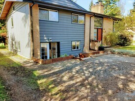 12220 Densmore Ave N in Seattle, WA - Building Photo