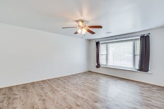 825 Barkley Dr in Fredericksburg, VA - Building Photo - Building Photo