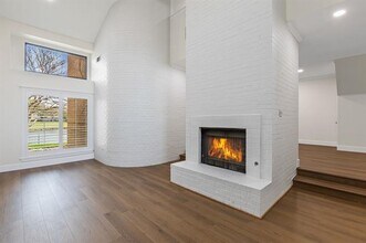 5022 Westgrove Dr in Dallas, TX - Building Photo - Building Photo