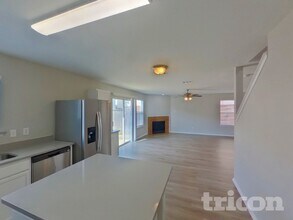 156 Jefferson Dr in Venus, TX - Foto de edificio - Building Photo