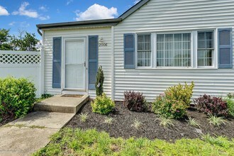 2006 Bookbinder Ct in Toms River, NJ - Building Photo - Building Photo