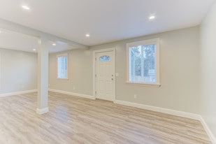 454 Mendocino St Apartments