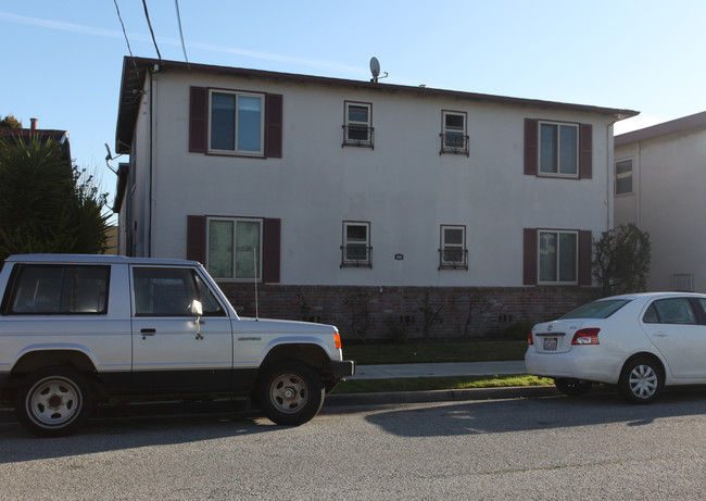 672 Masson Ave in San Bruno, CA - Building Photo - Building Photo