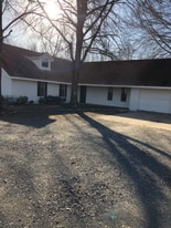 286 East St in Conway, AR - Building Photo