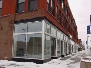 New York Apartments in Superior, WI - Foto de edificio - Building Photo