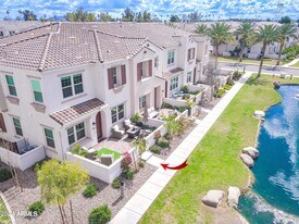 4077 S Sabrina Dr in Chandler, AZ - Building Photo