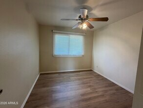 3011 W Campo Bello Dr in Phoenix, AZ - Building Photo - Building Photo