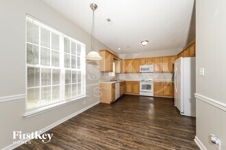 668 Pecan Ridge Cir in Winston-Salem, NC - Foto de edificio - Building Photo