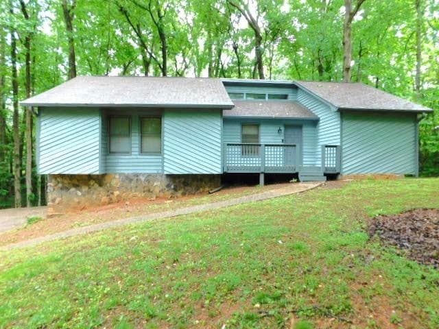 property at 506 Magnolia Dr