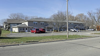 Grove Street Townhomes in Fort Atkinson, WI - Foto de edificio - Building Photo